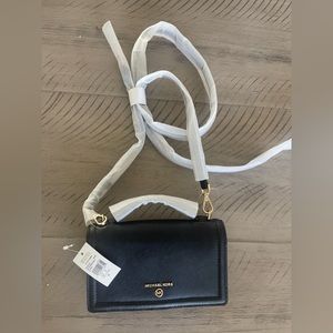 Michaal Kors Jet Set Small Logo Smartphone Convertible Crossbody